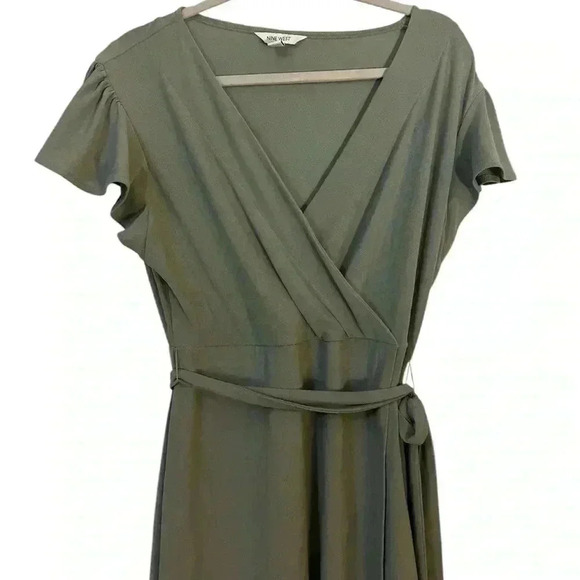 Nine West Tie Dress - Picture 2 of 6